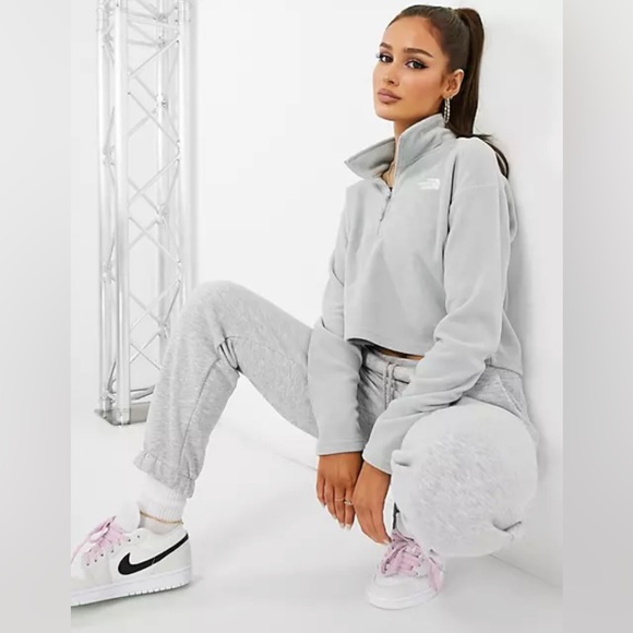The North Face 100 Glacier 1/4 zip cropped fleece in gray Medium - Picture 4 of 16